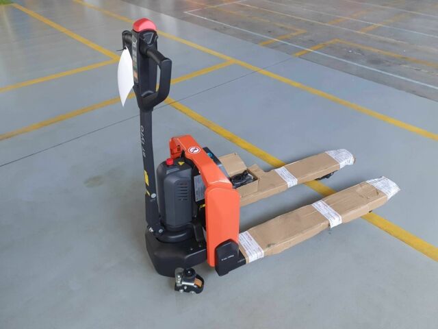 ГАЗ 3302, объемом двигателя 2.3 л и пробегом 0 тыс. км за 13193 $, фото 18 на Automoto.ua