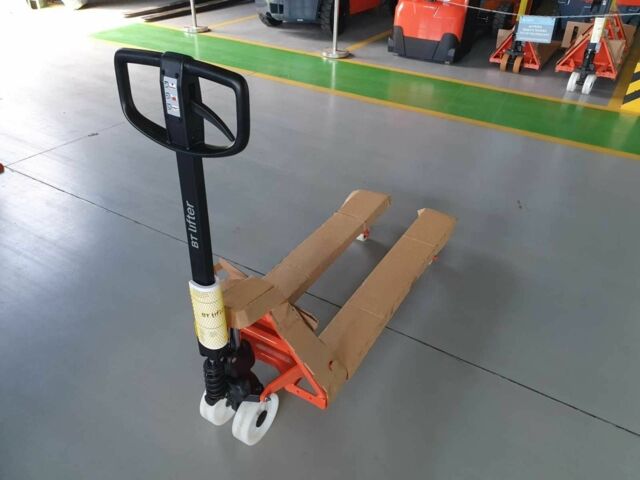 ГАЗ 3302, объемом двигателя 2.3 л и пробегом 0 тыс. км за 13193 $, фото 21 на Automoto.ua