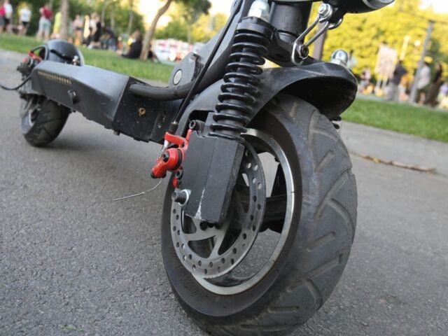 ГАЗ 3302, объемом двигателя 2.3 л и пробегом 0 тыс. км за 13500 $, фото 2 на Automoto.ua