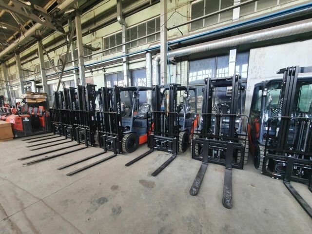 ГАЗ 3302, объемом двигателя 2.3 л и пробегом 0 тыс. км за 13193 $, фото 1 на Automoto.ua