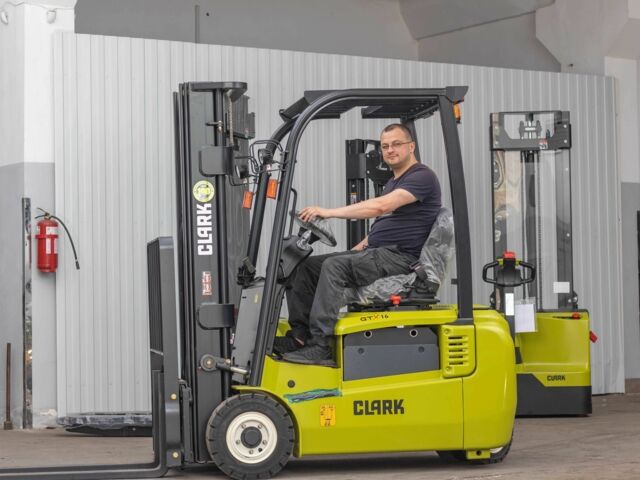 ГАЗ 3302, объемом двигателя 2.3 л и пробегом 0 тыс. км за 30378 $, фото 1 на Automoto.ua