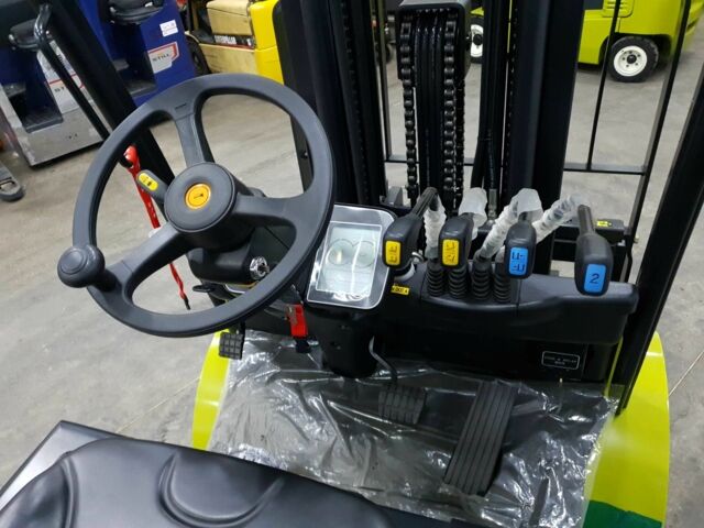 ГАЗ 3302, объемом двигателя 2.3 л и пробегом 0 тыс. км за 36163 $, фото 6 на Automoto.ua