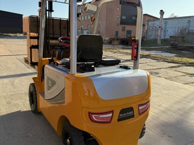 ГАЗ 3302, объемом двигателя 2.3 л и пробегом 0 тыс. км за 9000 $, фото 3 на Automoto.ua