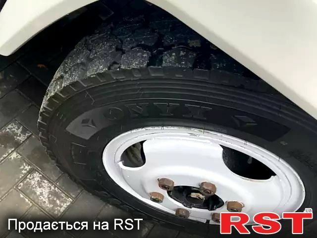 Белый ГАЗ 3307, объемом двигателя 4.7 л и пробегом 100 тыс. км за 3100 $, фото 1 на Automoto.ua