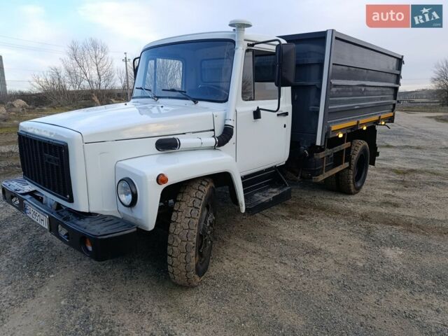 Белый ГАЗ 3307, объемом двигателя 4.8 л и пробегом 4 тыс. км за 11000 $, фото 2 на Automoto.ua