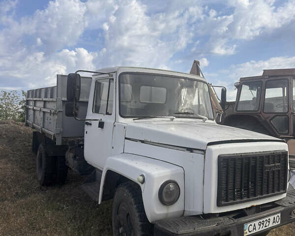 Белый ГАЗ 3307, объемом двигателя 4.25 л и пробегом 100 тыс. км за 7000 $, фото 1 на Automoto.ua