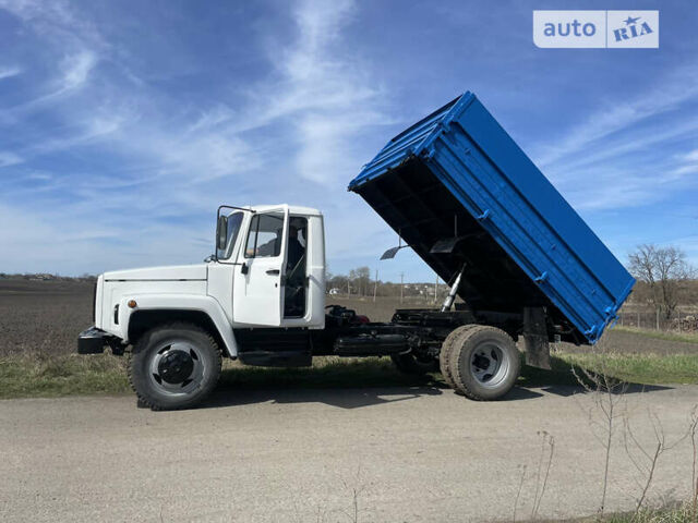 Белый ГАЗ 3307, объемом двигателя 4.25 л и пробегом 10 тыс. км за 7500 $, фото 1 на Automoto.ua
