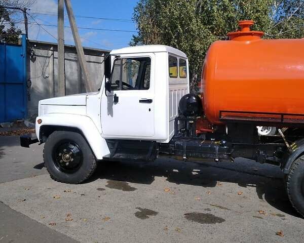 Белый ГАЗ 3307, объемом двигателя 4.5 л и пробегом 88 тыс. км за 6700 $, фото 1 на Automoto.ua