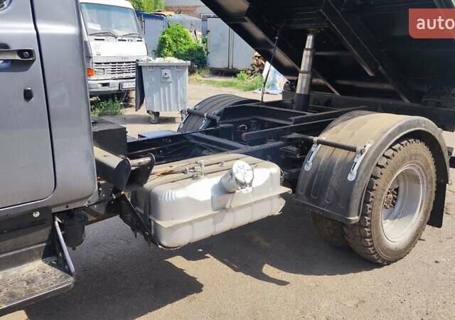 Сірий ГАЗ 3307, об'ємом двигуна 4.75 л та пробігом 1000 тис. км за 11800 $, фото 7 на Automoto.ua