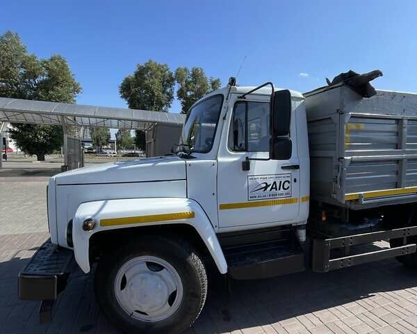 Белый ГАЗ 3309, объемом двигателя 4.43 л и пробегом 23 тыс. км за 24900 $, фото 2 на Automoto.ua