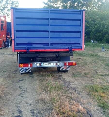 Красный ГАЗ 33104, объемом двигателя 4.75 л и пробегом 200 тыс. км за 10500 $, фото 1 на Automoto.ua