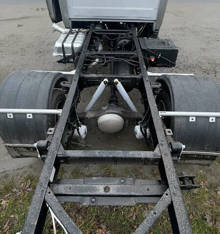 Сірий ГАЗ 33104, об'ємом двигуна 4.75 л та пробігом 245 тис. км за 7500 $, фото 4 на Automoto.ua