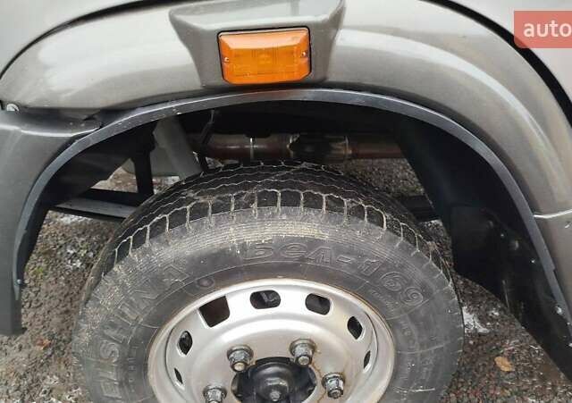 Серый ГАЗ 33104, объемом двигателя 4.75 л и пробегом 10 тыс. км за 6800 $, фото 11 на Automoto.ua