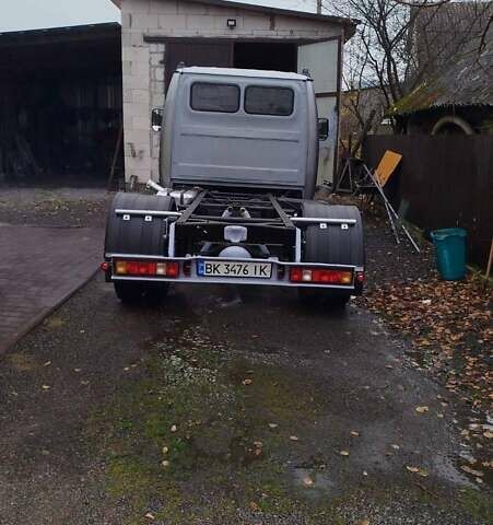 Серый ГАЗ 33104, объемом двигателя 4.75 л и пробегом 10 тыс. км за 6800 $, фото 3 на Automoto.ua