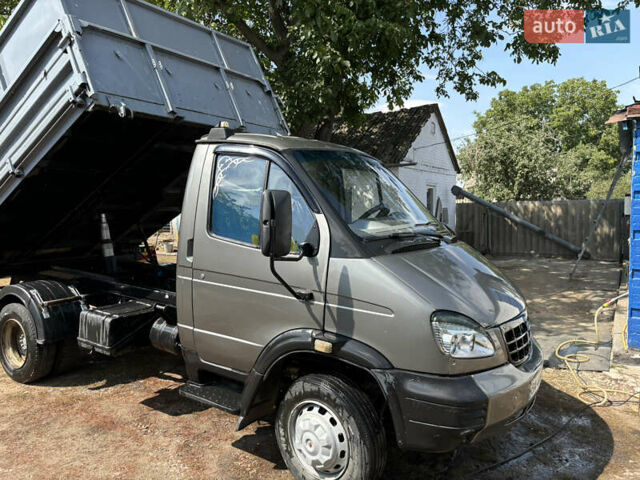 Серый ГАЗ 33104, объемом двигателя 4.75 л и пробегом 100 тыс. км за 10000 $, фото 5 на Automoto.ua