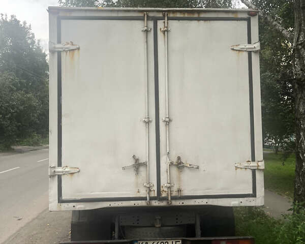 Серый ГАЗ 33104, объемом двигателя 4.75 л и пробегом 302 тыс. км за 5000 $, фото 1 на Automoto.ua