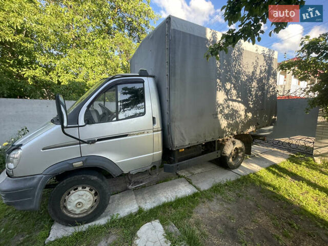 Серый ГАЗ 33104, объемом двигателя 4.75 л и пробегом 178 тыс. км за 4000 $, фото 2 на Automoto.ua