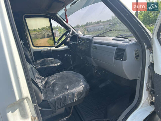 ГАЗ 3325 2007 в Бахмаче на Automoto.ua Белый ГАЗ 3325, объемом двигателя 2.45 л и пробегом 200 тыс. км за 4200 $, фото 5 на Automoto.ua