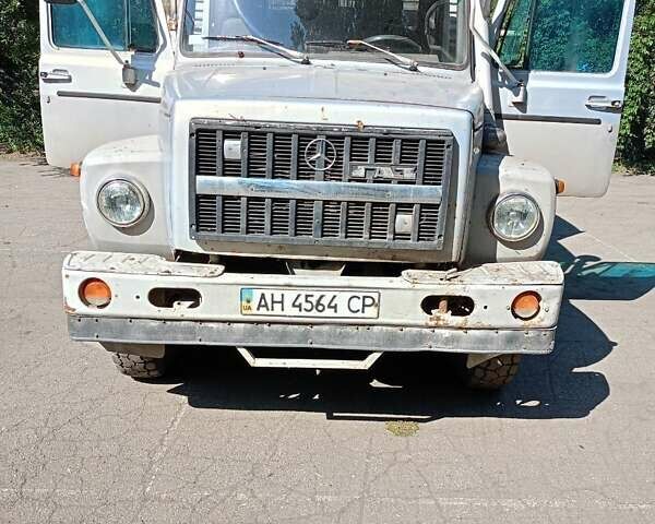 Білий ГАЗ 4301, об'ємом двигуна 6 л та пробігом 800 тис. км за 6000 $, фото 1 на Automoto.ua