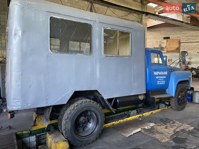 Серый ГАЗ 52, объемом двигателя 0 л и пробегом 65 тыс. км за 2500 $, фото 2 на Automoto.ua