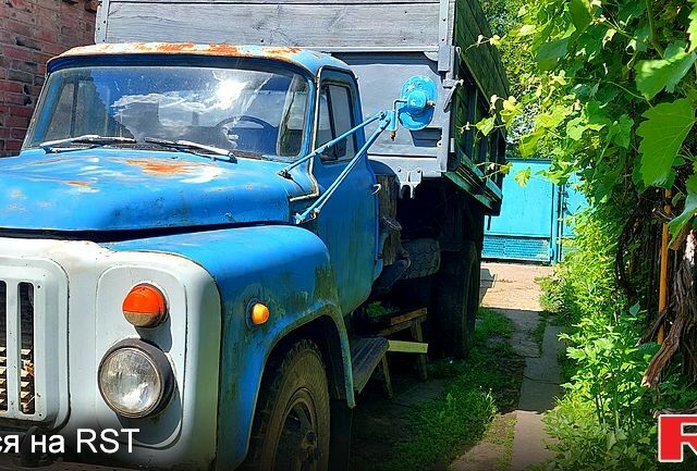 ГАЗ 53, об'ємом двигуна 4.2 л та пробігом 350 тис. км за 1100 $, фото 1 на Automoto.ua