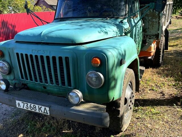 Зеленый ГАЗ 53, объемом двигателя 4.8 л и пробегом 200 тыс. км за 2200 $, фото 1 на Automoto.ua