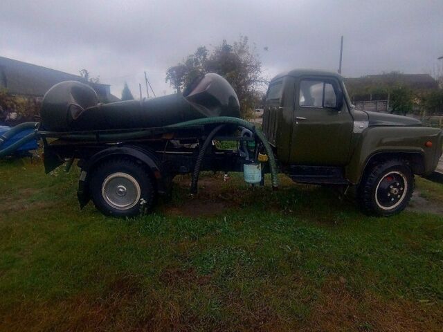 Зелений ГАЗ 53, об'ємом двигуна 3.8 л та пробігом 13 тис. км за 2400 $, фото 1 на Automoto.ua