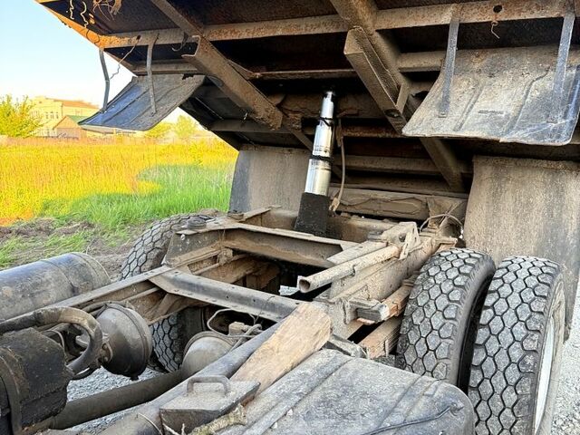 Зелений ГАЗ 53, об'ємом двигуна 4.3 л та пробігом 300 тис. км за 3500 $, фото 1 на Automoto.ua