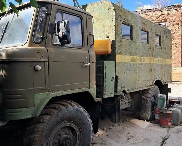 Зелений ГАЗ 66, об'ємом двигуна 4.25 л та пробігом 100 тис. км за 4000 $, фото 1 на Automoto.ua