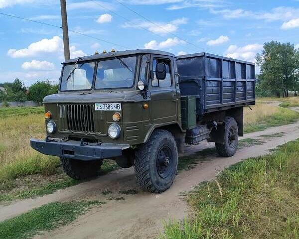 Зеленый ГАЗ 66, объемом двигателя 4.5 л и пробегом 152 тыс. км за 4000 $, фото 1 на Automoto.ua
