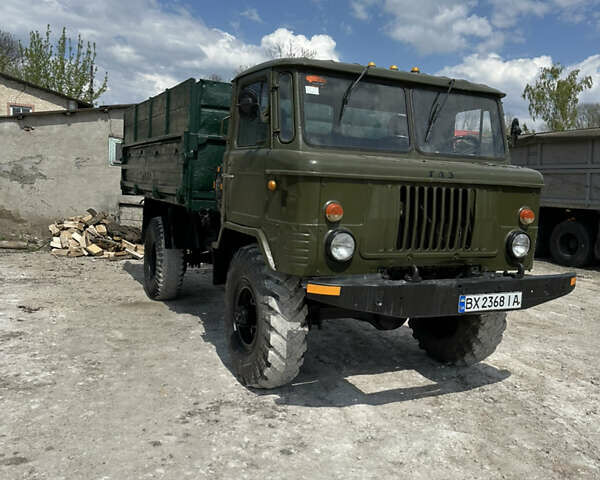 Зеленый ГАЗ 66, объемом двигателя 4.6 л и пробегом 100 тыс. км за 4100 $, фото 2 на Automoto.ua