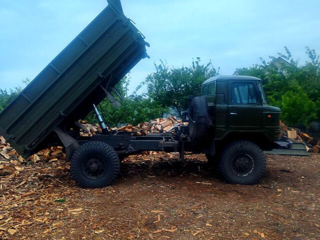Зеленый ГАЗ 66, объемом двигателя 3.6 л и пробегом 0 тыс. км за 9000 $, фото 2 на Automoto.ua