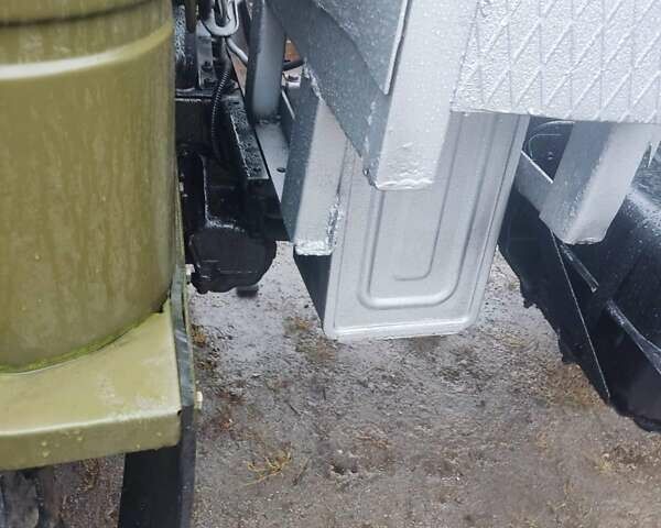 Зеленый ГАЗ 66, объемом двигателя 4.25 л и пробегом 100 тыс. км за 5500 $, фото 3 на Automoto.ua