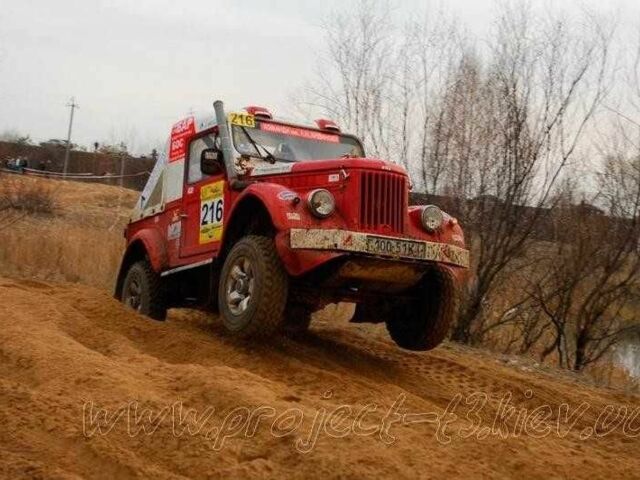 Червоний ГАЗ 69, об'ємом двигуна 2.5 л та пробігом 1 тис. км за 5875 $, фото 3 на Automoto.ua
