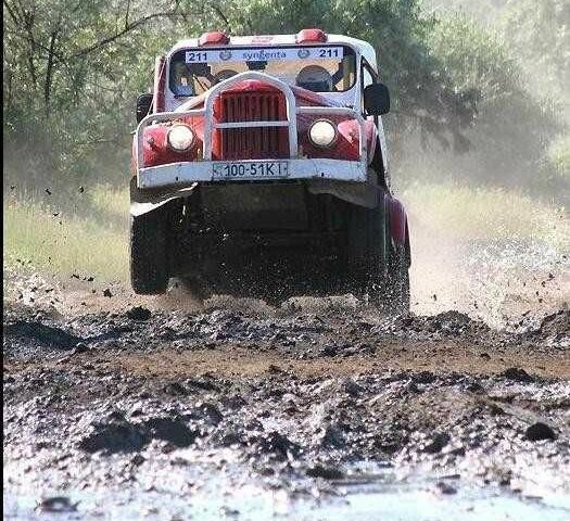 Червоний ГАЗ 69, об'ємом двигуна 2.5 л та пробігом 1 тис. км за 5875 $, фото 4 на Automoto.ua
