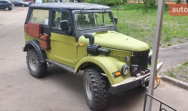 Зеленый ГАЗ 69, объемом двигателя 2.4 л и пробегом 200 тыс. км за 3799 $, фото 2 на Automoto.ua