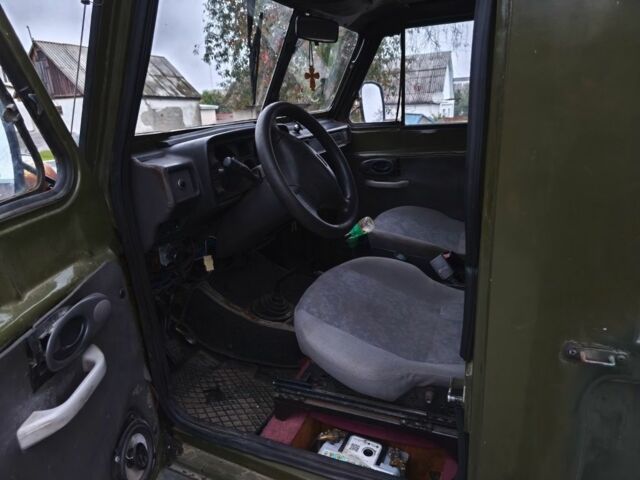 Зелений ГАЗ 69, об'ємом двигуна 2.4 л та пробігом 100 тис. км за 1999 $, фото 7 на Automoto.ua