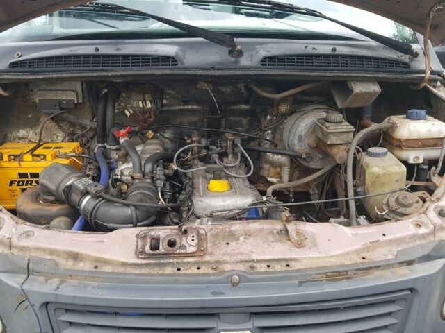 Білий ГАЗ Інша, об'ємом двигуна 2.4 л та пробігом 300 тис. км за 1700 $, фото 4 на Automoto.ua