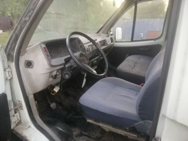 Білий ГАЗ Інша, об'ємом двигуна 2.4 л та пробігом 200 тис. км за 800 $, фото 4 на Automoto.ua