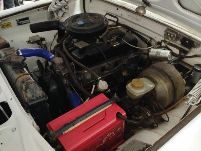 Белый ГАЗ Другая, объемом двигателя 2.4 л и пробегом 50 тыс. км за 2000 $, фото 6 на Automoto.ua