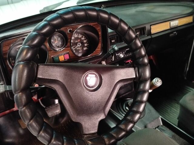 Белый ГАЗ Другая, объемом двигателя 2.4 л и пробегом 50 тыс. км за 2000 $, фото 4 на Automoto.ua