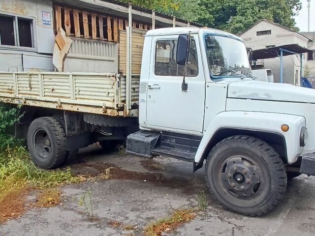 Белый ГАЗ Другая, объемом двигателя 6.3 л и пробегом 200 тыс. км за 4700 $, фото 1 на Automoto.ua