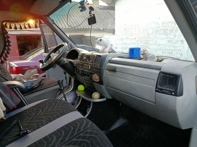 Чорний ГАЗ Інша, об'ємом двигуна 2.5 л та пробігом 275 тис. км за 4500 $, фото 5 на Automoto.ua