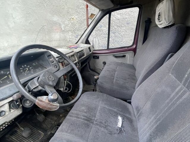 Красный ГАЗ Другая, объемом двигателя 2.4 л и пробегом 237 тыс. км за 1059 $, фото 3 на Automoto.ua