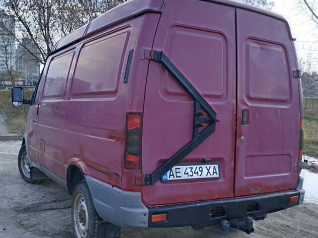 Красный ГАЗ Другая, объемом двигателя 2.3 л и пробегом 250 тыс. км за 1650 $, фото 4 на Automoto.ua