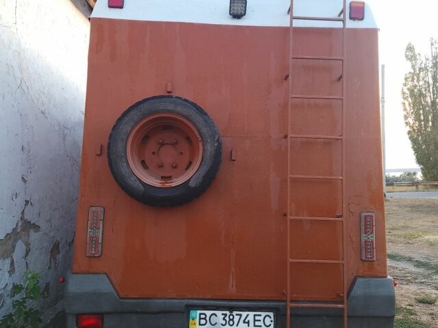 Желтый ГАЗ Другая, объемом двигателя 2.3 л и пробегом 230 тыс. км за 3200 $, фото 3 на Automoto.ua