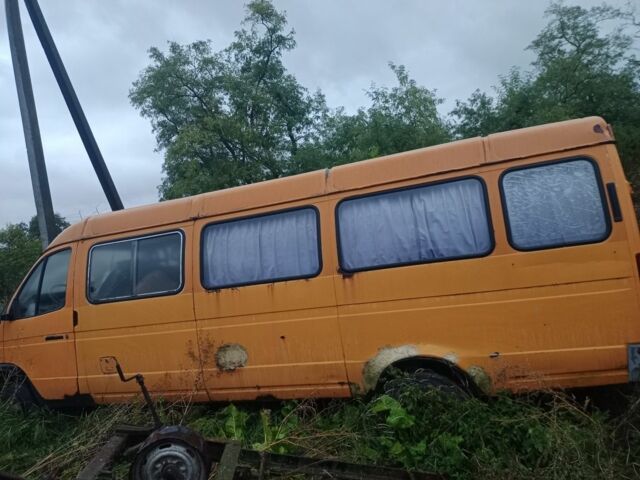 Желтый ГАЗ Другая, объемом двигателя 3 л и пробегом 400 тыс. км за 2000 $, фото 1 на Automoto.ua
