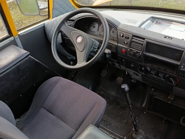 Жовтий ГАЗ Інша, об'ємом двигуна 2.5 л та пробігом 280 тис. км за 9000 $, фото 4 на Automoto.ua