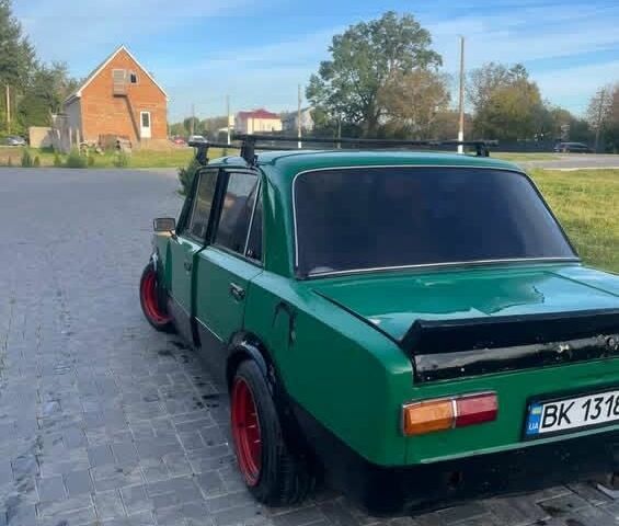 Зелений ГАЗ Інша, об'ємом двигуна 1.2 л та пробігом 67 тис. км за 358 $, фото 1 на Automoto.ua