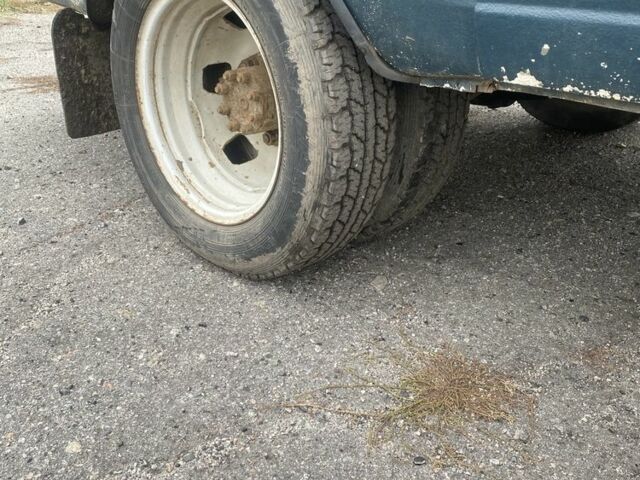 Зелений ГАЗ Інша, об'ємом двигуна 2.4 л та пробігом 143 тис. км за 1700 $, фото 4 на Automoto.ua